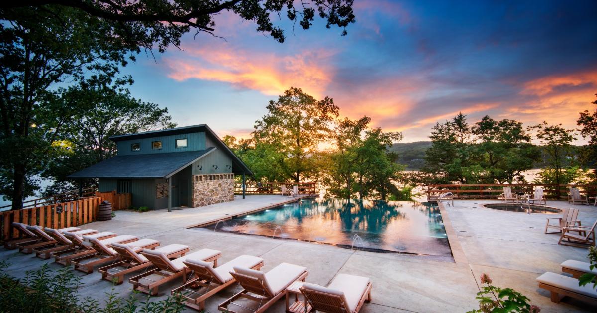 Discover a world of lodging options in Branson – from resorts to cozy cabins.