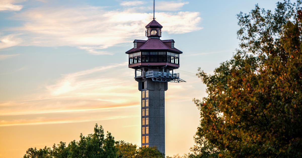 Inspiration Tower: A breathtaking view of the Missouri Ozarks at Shepherd of the Hills.