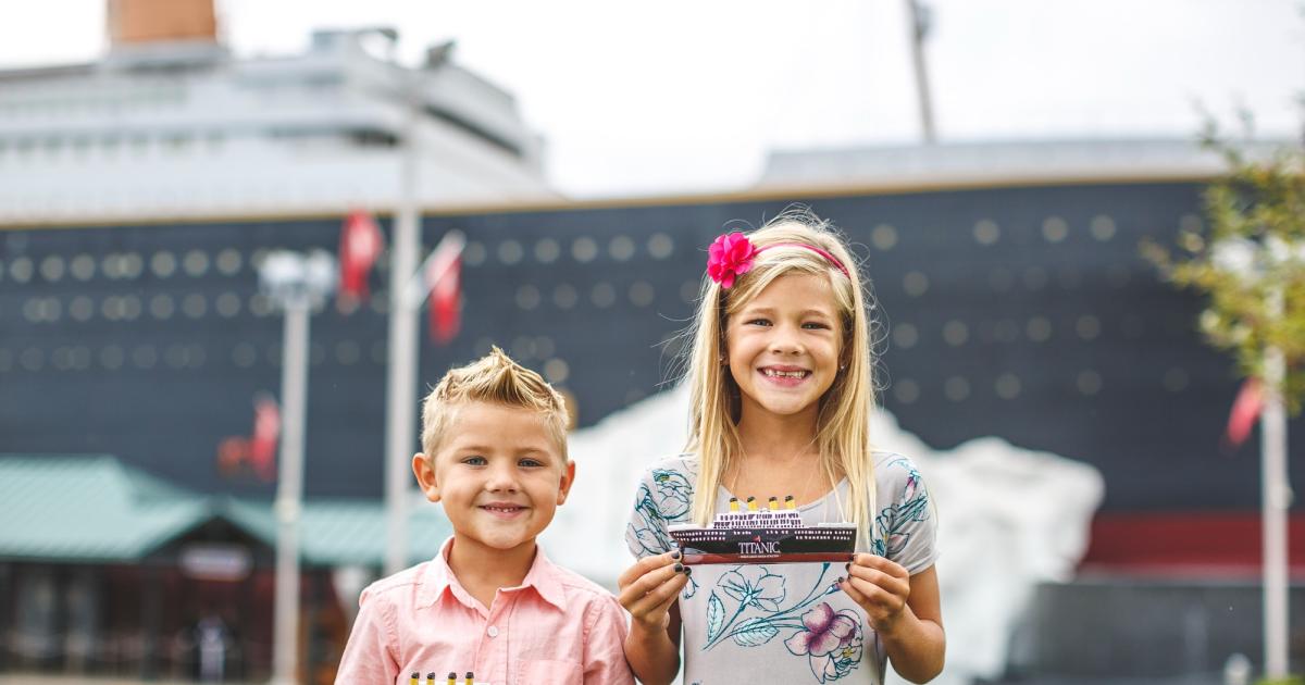 The iconic ship-shaped façade of the Branson Titanic Museum, inviting visitors to step back in time.